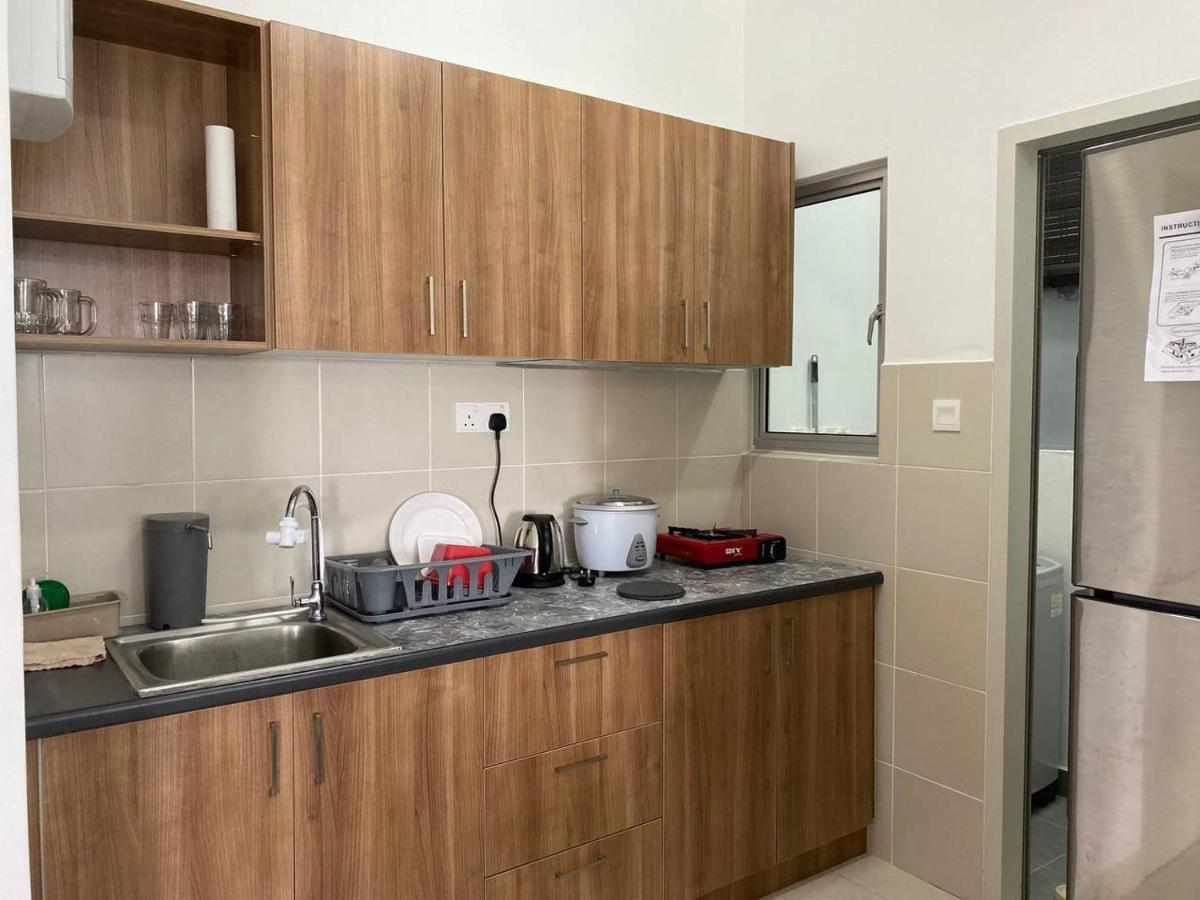 Alanis D'Semporna Homestay Sepang Luaran gambar